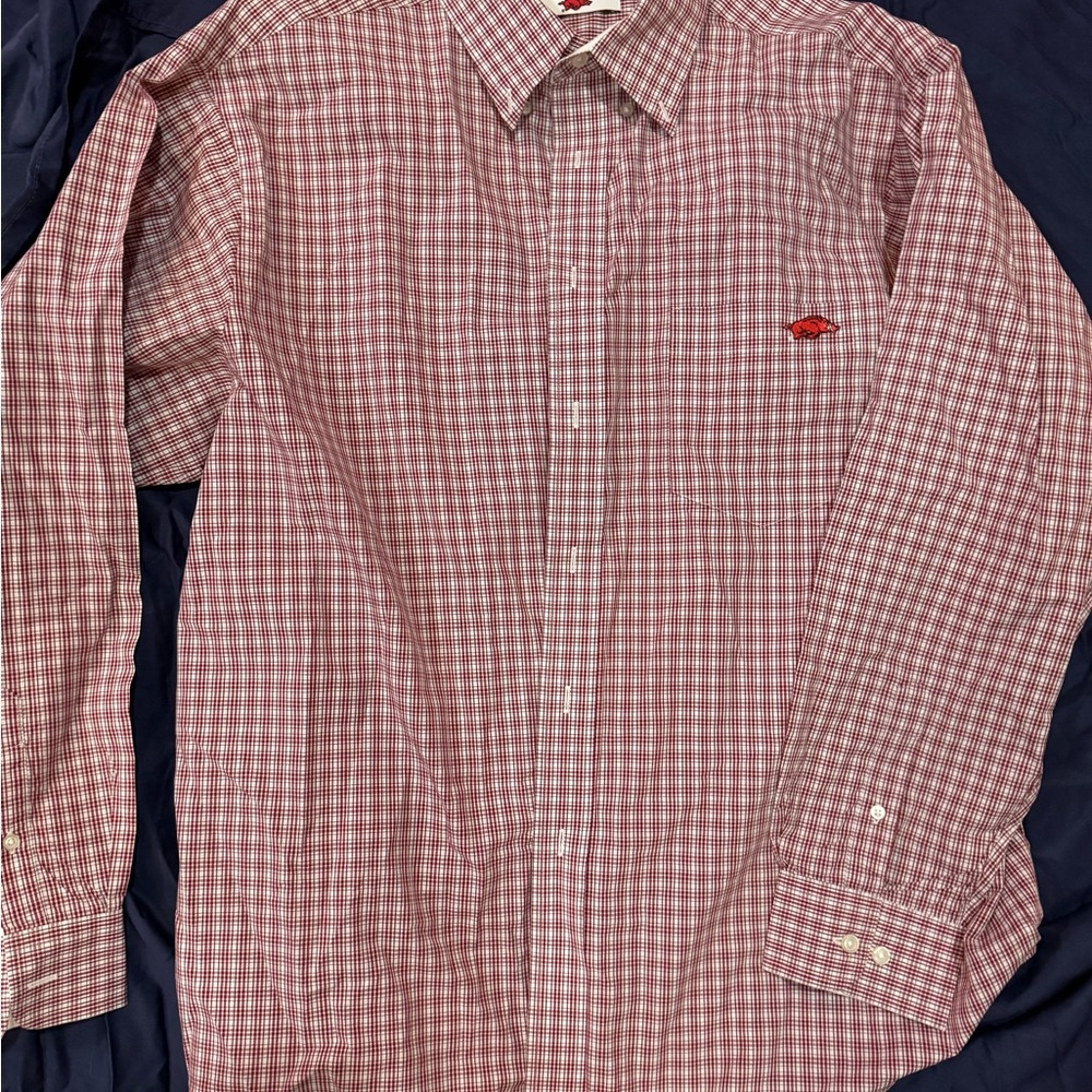 Men’s Arkansas Razorback shirt